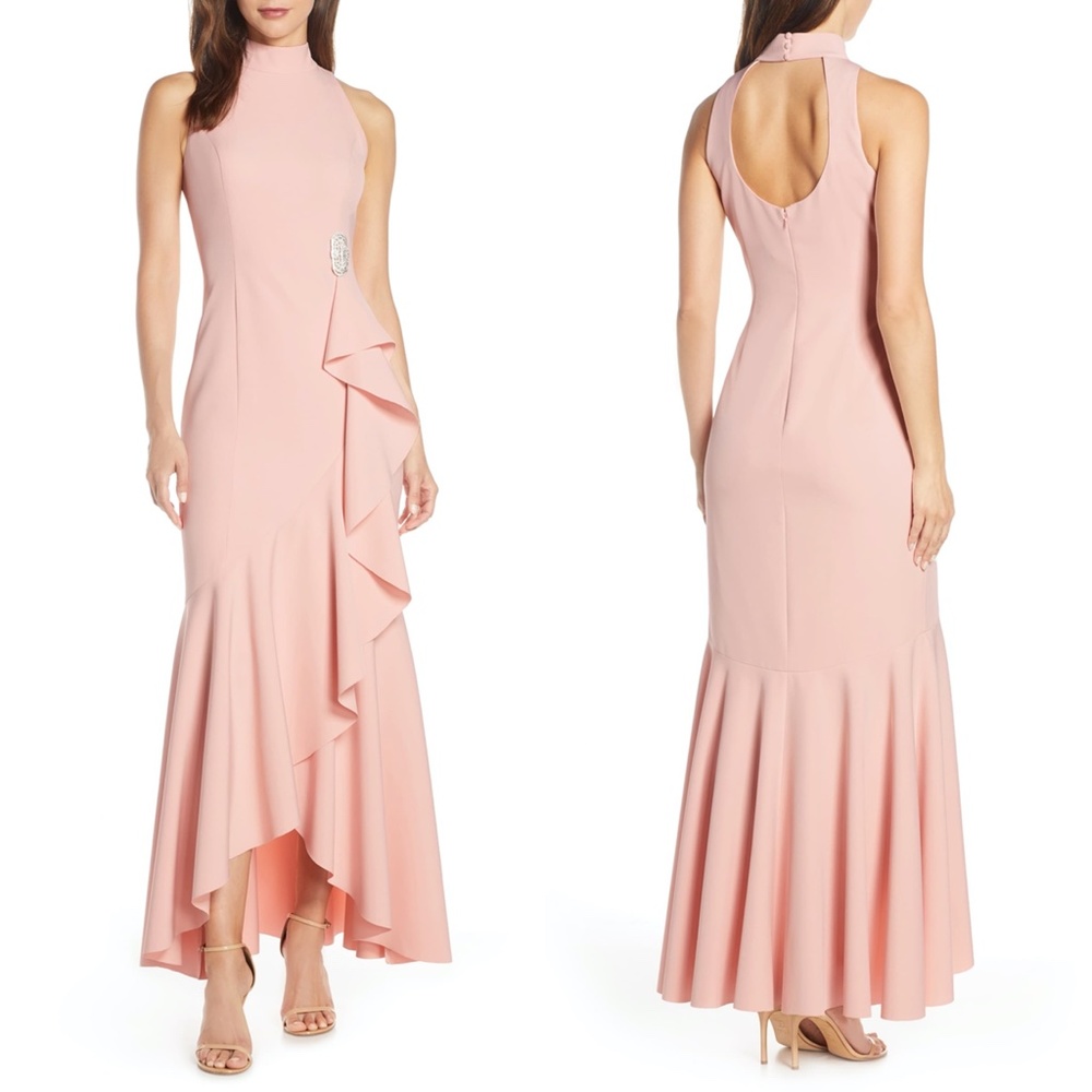 NEW Vince Camuto BLUSH Laguna BROOCH Side Swept Ruffle MOCK NECK Crepe GOWN